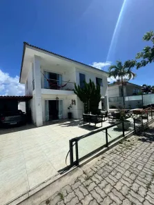 Casa de Condomínio com 5 Quartos à venda, 300m² no Buraquinho, Lauro de Freitas