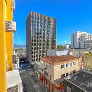 Sala Comercial à venda, 32m² no Centro, Florianópolis