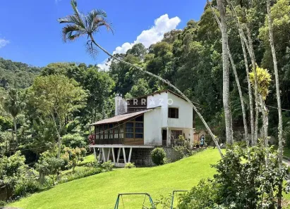 Fazenda/Sítio com 4 Quartos à venda, 200m² no Albuquerque, Teresópolis