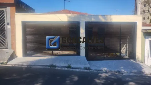 Casa com 2 Quartos para alugar, 188m² no Santa Terezinha, São Bernardo do Campo