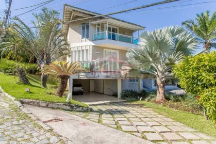 Casa de Condomínio com 4 Quartos à venda, 472m² no Badu, Niterói