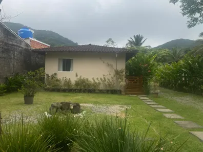 Casa com 2 Quartos para alugar, 90m² no Bairro de Camburi, São Sebastião