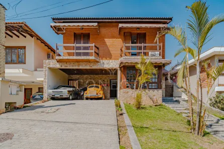 Casa com 3 Quartos à venda, 300m² no Alphaville, Santana de Parnaíba