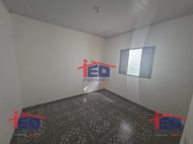 Casa com 1 Quarto para alugar, 400m² no Pestana, Osasco