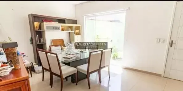 Sobrado com 4 Quartos à venda, 217m² no Vila Bertioga, São Paulo