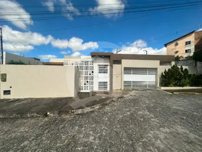 Casa de Condomínio com 3 Quartos para alugar, 120m² no Olaria, Aracaju