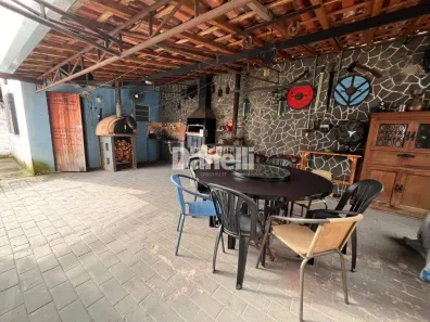 Sobrado com 3 Quartos à venda, 250m² no Loteamento Vila Olímpia, Taubaté