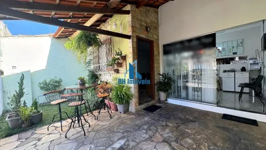 Casa com 3 Quartos à venda, 100m² no Santa Amélia, Belo Horizonte
