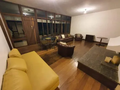 Casa com 3 Quartos à venda, 294m² no Braúnas, Belo Horizonte