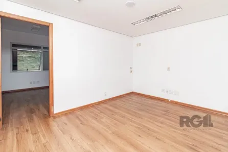 Sala Comercial à venda, 45m² no Centro Histórico, Porto Alegre