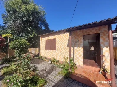 Casa com 3 Quartos à venda, 50m² no Cavalhada, Porto Alegre