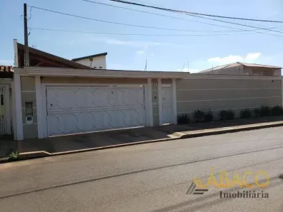 Sobrado com 4 Quartos à venda, 106m² no Jardim Embaré, São Carlos