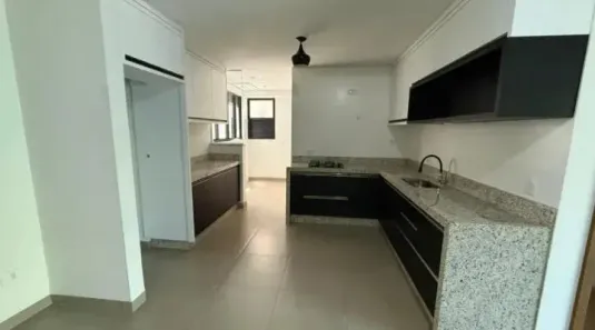 Apartamento com 3 Quartos à venda, 104m² no Zona 07, Maringá