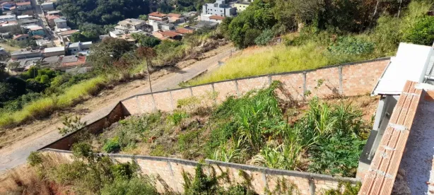 Lote/Terreno à venda, 400m² no Tropical, Contagem