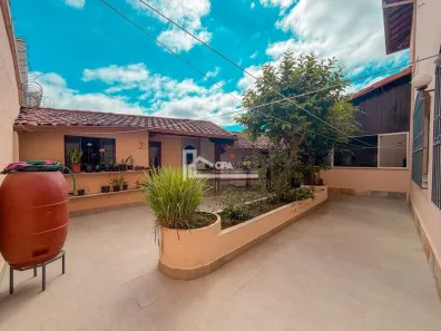 Casa com 5 Quartos à venda, 378m² no Santa Amélia, Belo Horizonte