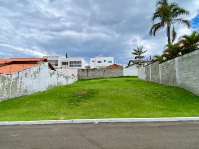 Lote/Terreno à venda, 450m² no Spina Ville II, Juiz de Fora