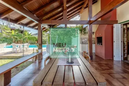 Casa com 4 Quartos à venda, 319m² no Córrego Grande, Florianópolis