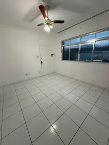 Apartamento com 2 Quartos para alugar, 75m² no Encruzilhada, Santos