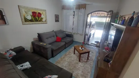 Casa com 4 Quartos à venda, 150m² no Jardim Gurilândia, Taubaté