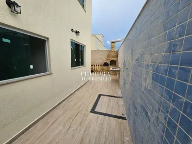 Casa com 5 Quartos à venda, 250m² no Cabral, Contagem