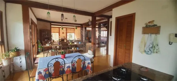 Casa de Condomínio com 5 Quartos para venda ou aluguel, 468m² no Caraguatá, Mairiporã