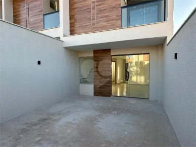 Casa com 2 Quartos à venda, 80m² no Bairro de Fátima (Califórnia da Barra), Barra do Piraí