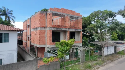 Prédio Residencial com 10 Quartos à venda, 300m² no Enseada de Jacaraípe, Serra