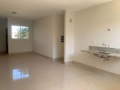 Casa de Condomínio com 3 Quartos à venda, 75m² no Laranjeiras, Uberlândia
