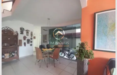 Casa com 3 Quartos à venda, 132m² no Itaipu, Niterói