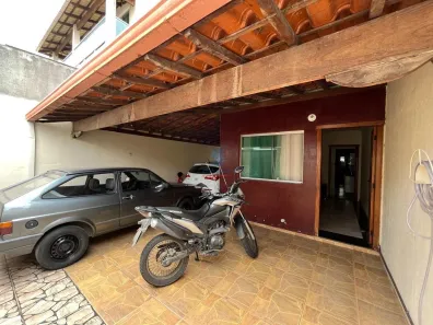 Casa com 3 Quartos à venda, 180m² no Lúcio de Abreu, Contagem