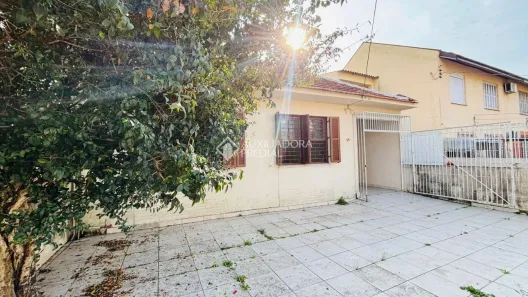 Casa com 3 Quartos à venda, 160m² no Jardim Sabará, Porto Alegre