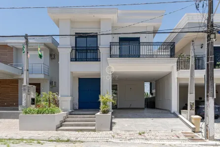 Casa de Condomínio com 4 Quartos à venda, 232m² no Centro, Balneário Piçarras