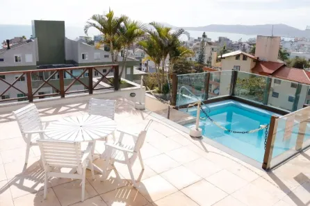 Imóvel Comercial com 11 Quartos à venda, 1350m² no Canasvieiras, Florianópolis