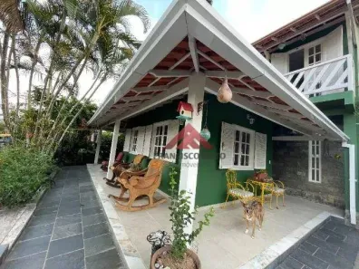 Casa de Condomínio com 6 Quartos à venda, 280m² no Sapê, Niterói