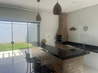 Casa com 3 Quartos à venda, 215m² no Jardim Jockey Club, Cuiabá