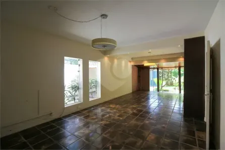 Imóvel Comercial com 3 Quartos para venda ou aluguel, 300m² no Indianópolis, São Paulo