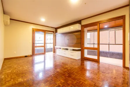 Apartamento com 3 Quartos à venda, 115m² no Petrópolis, Porto Alegre