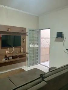 Casa com 3 Quartos à venda, 150m² no Jardim Patrícia, Uberlândia