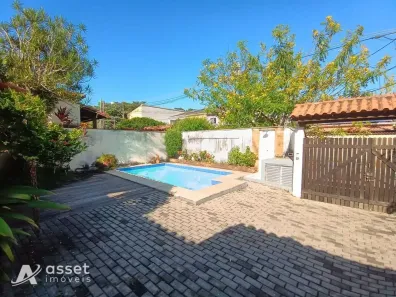 Casa com 4 Quartos à venda, 240m² no Piratininga, Niterói