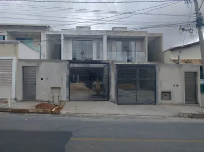 Casa com 3 Quartos à venda, 250m² no Lúcio de Abreu, Contagem