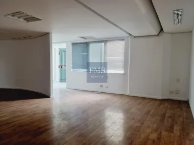 Sala Comercial à venda, 204m² no Cidade Monções, São Paulo