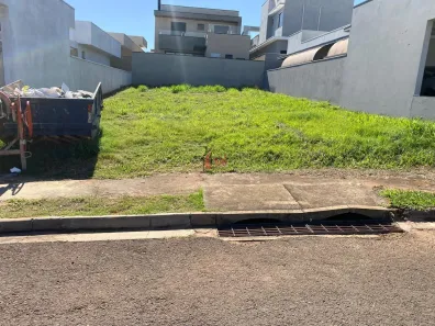 Lote/Terreno à venda, 300m² no Parque Residencial Mart Ville, Presidente Prudente