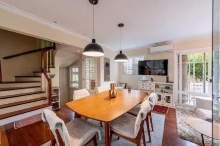 Sobrado com 3 Quartos à venda, 263m² no Tristeza, Porto Alegre
