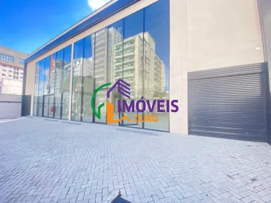Ponto Comercial para alugar, 1865m² no Santo Amaro, São Paulo