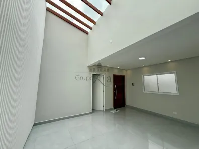 Casa com 3 Quartos à venda, 135m² no Parque dos Príncipes, Jacareí