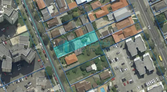 Lote/Terreno à venda, 660m² no Boqueirão, Curitiba