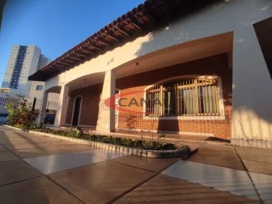 Casa com 3 Quartos à venda, 350m² no Jardim Amália, Bauru