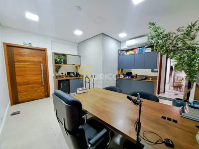 Prédio Comercial para alugar, 250m² no Chácaras Alpina, Valinhos