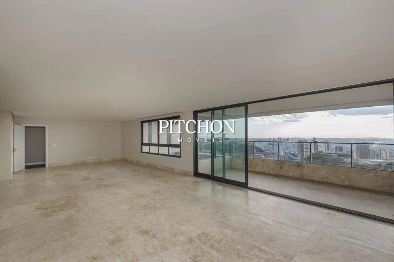 Apartamento com 4 quartos — Santa Lúcia, Belo Horizonte