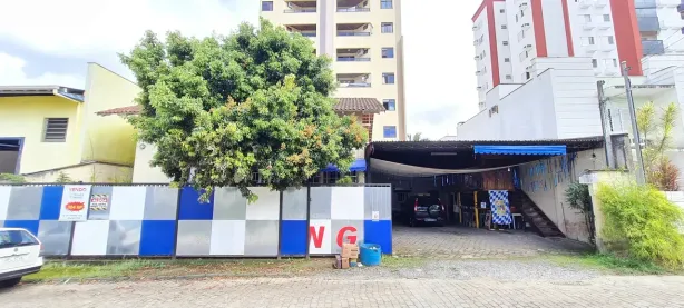 Imóvel Comercial com 8 Quartos para alugar, 210m² no Centro, Blumenau